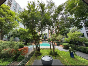 Cozy,convenient,shopping area